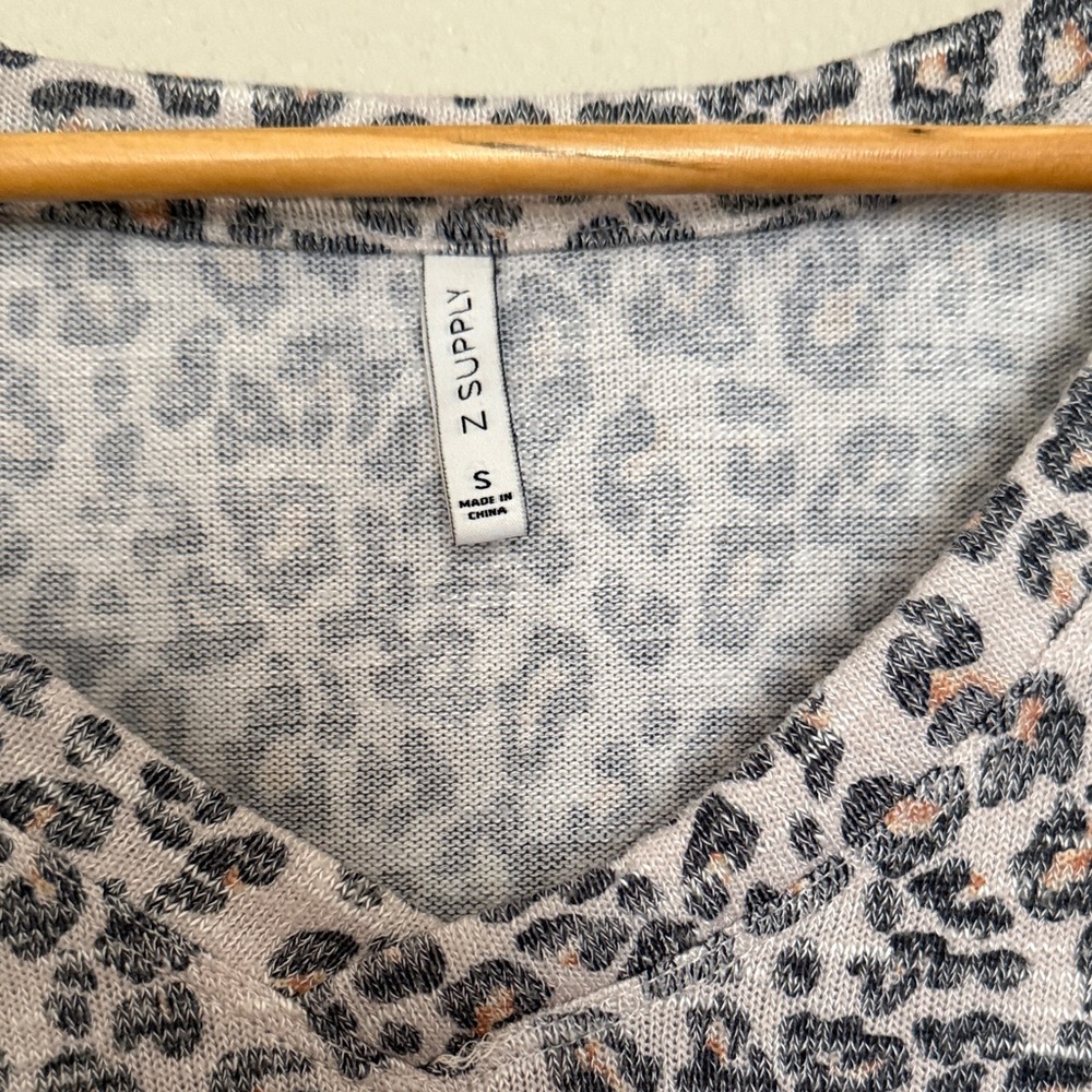 Z Supply Black and Tan Animal Print V-Neck Tee - Picture 3 of 4